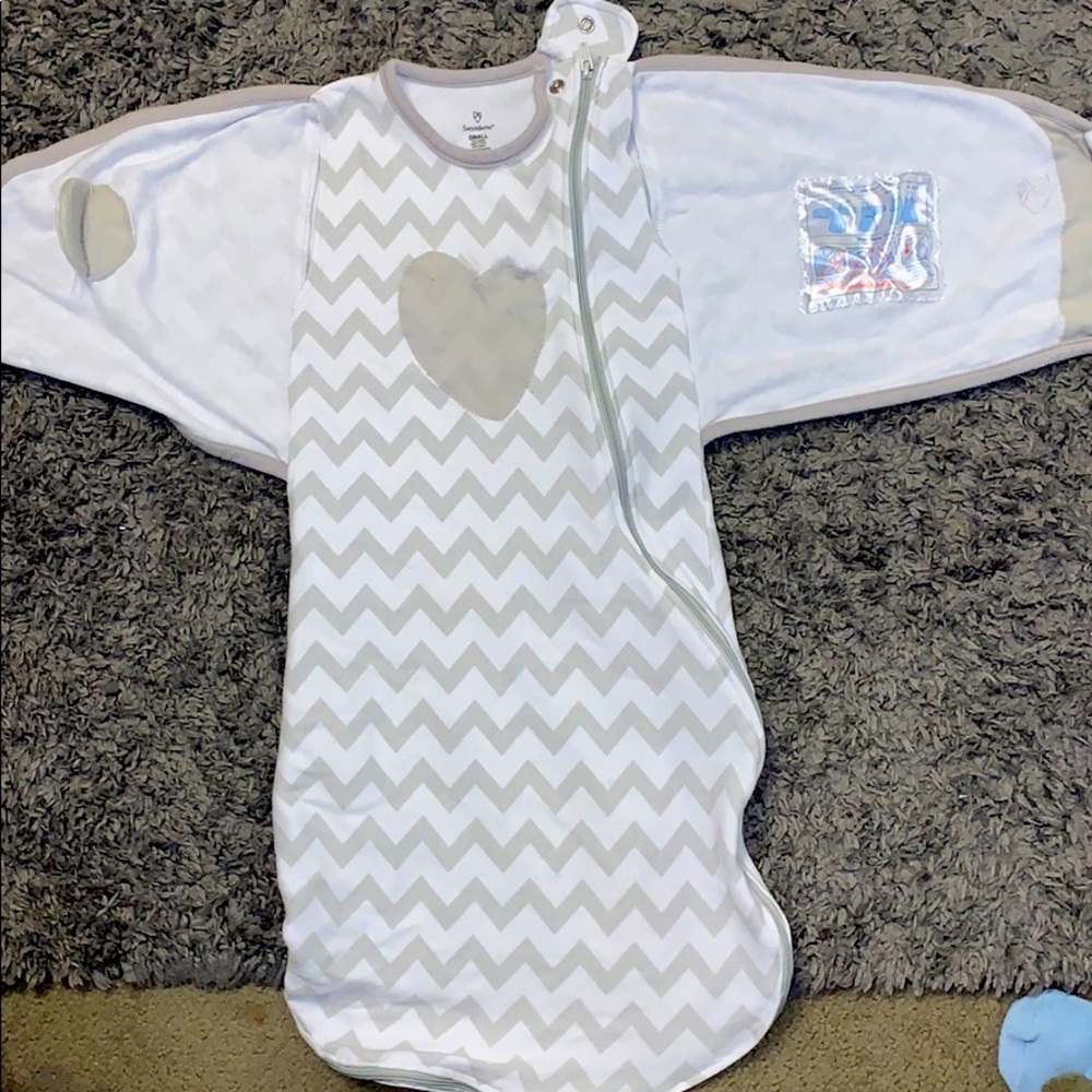Baby swaddler